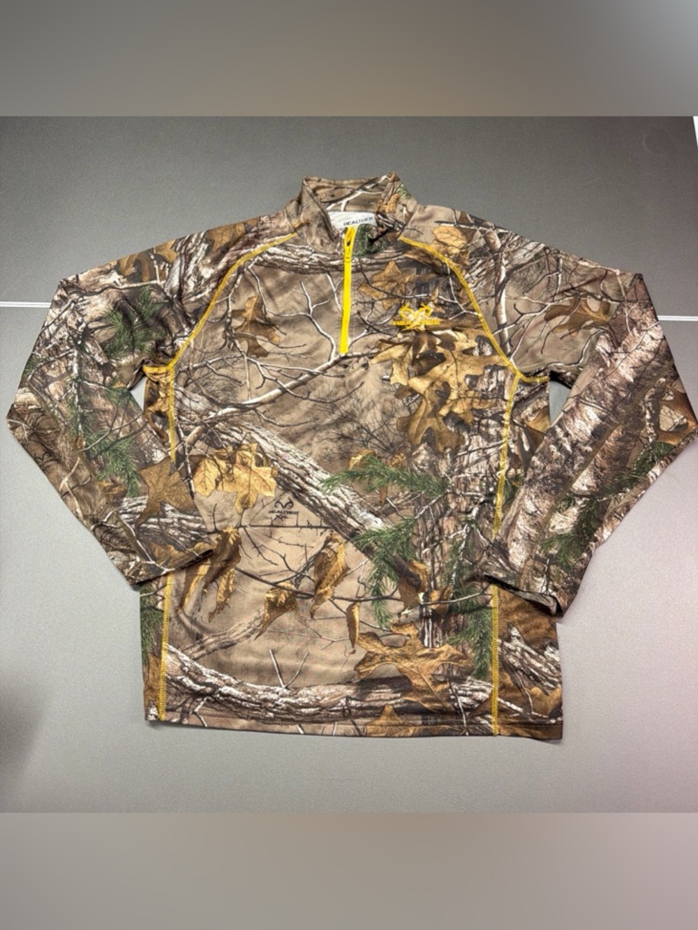Realtree Xtra Camouflage 1/4 Zip Pullover Long Sleeve Shirt Men's Medium